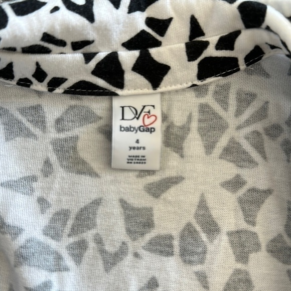 DVF baby gap black and white floral print side tie romper in size 4 - Picture 3 of 4